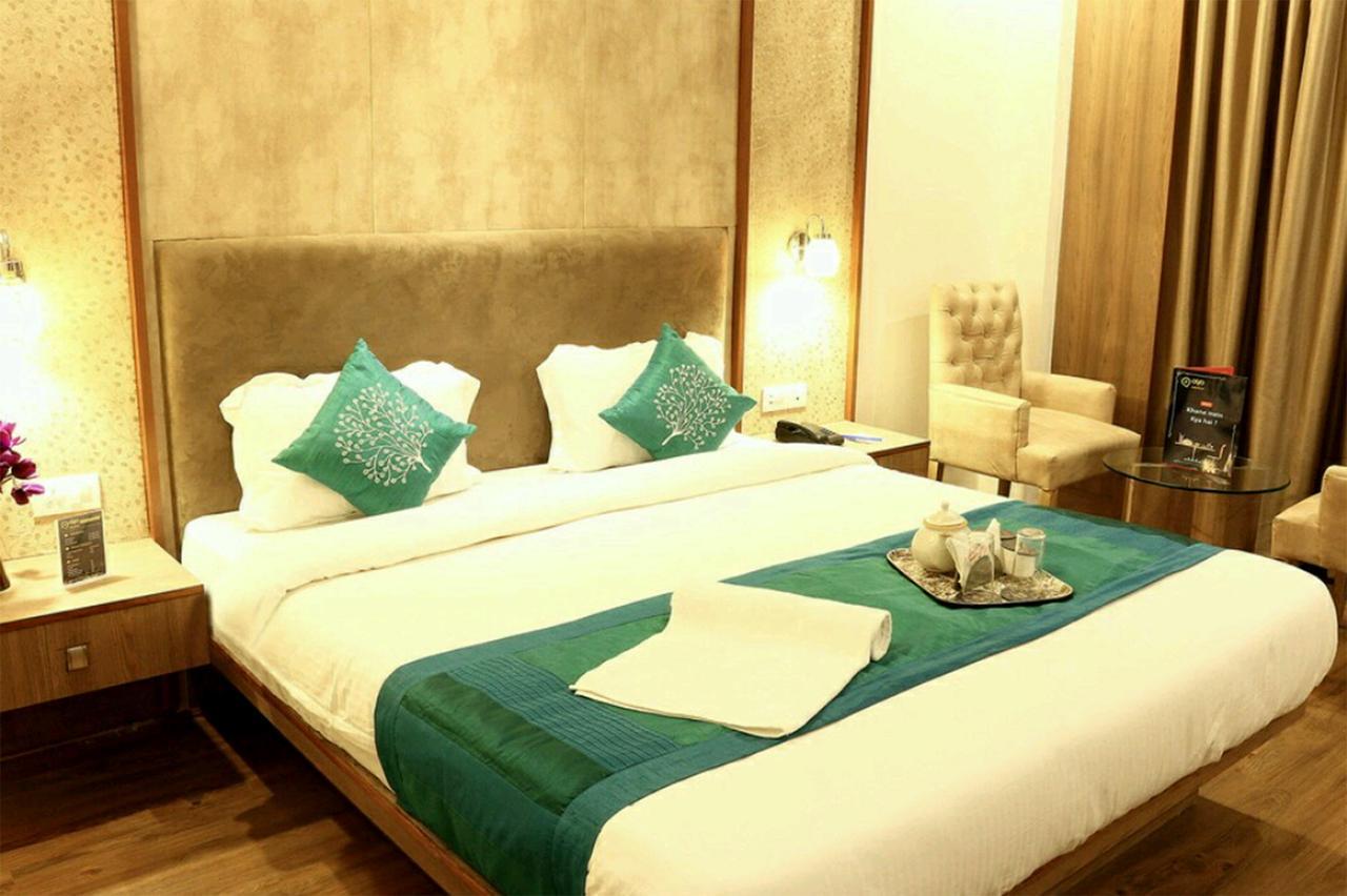 All - Fresco Hotel Kolkata Exterior photo